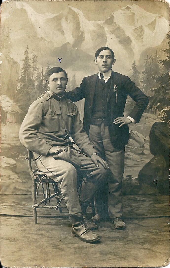 Dolák Ján 1893 vojak a kamarát  Ján Pemčák 1895